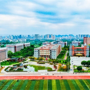 航拍校园风貌
